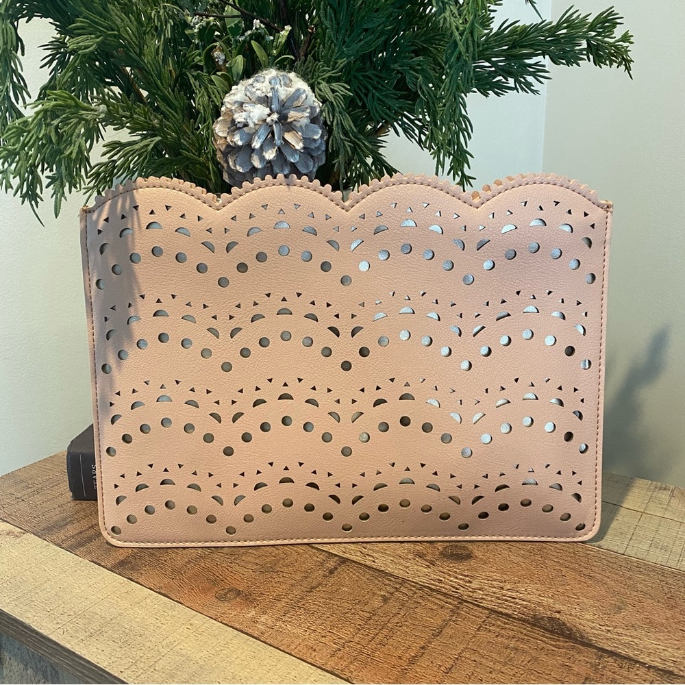 Loft Clutch